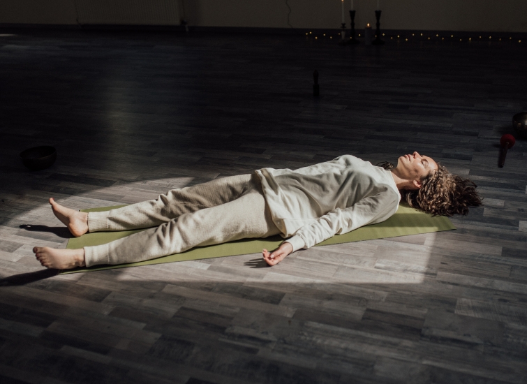 Świadomość ciała – dlaczego warto zatrzymać się na oddech?